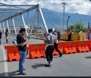 Gempa M 6,7 Guncang Sulteng, Jembatan III Palu Retak dan Puluhan Bangunan Rusak