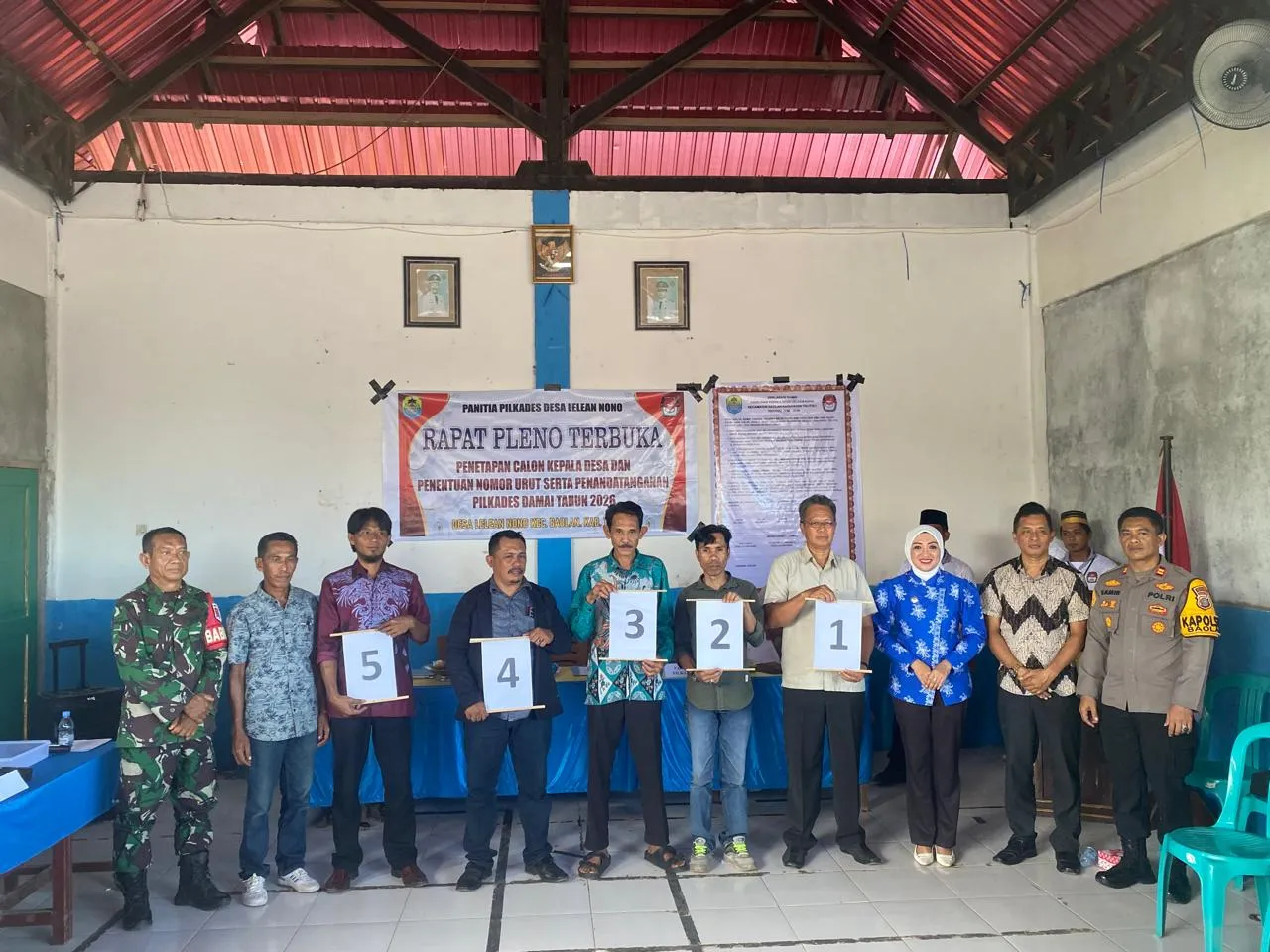 Kapolsek Baolan Hadiri Penetapan DPT dan Calon Kades Lelean Nono, Lima Kandidat Resmi Bertarung 1 Kapolsek Baolan Hadiri Penetapan DPT dan Calon Kades Lelean Nono, Lima Kandidat Resmi Bertarung