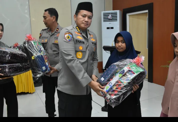 Hari Bhayangkara ke-80, Polda Sulteng Satukan Harmoni Lewat Doa Bersama 1 Hari Bhayangkara ke-80, Polda Sulteng Satukan Harmoni Lewat Doa Bersama