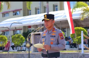 Kapolda Sulteng Salurkan Bansos dan Penghargaan di Hari Bhayangkara ke-80