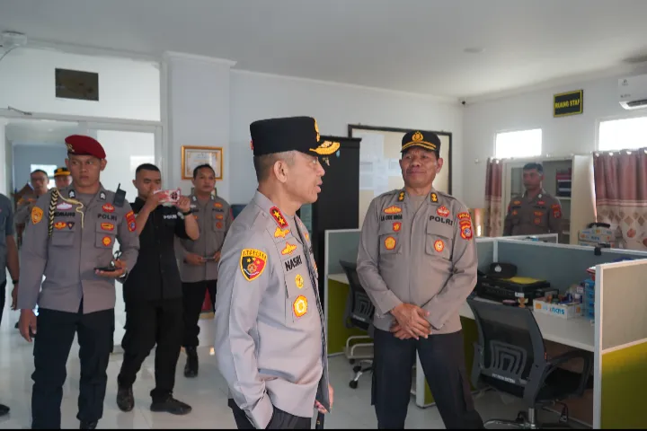 Kapolda Sulteng Sidak SPKT, Tekankan Peningkatan Kualitas Pelayanan kepada Masyarakat