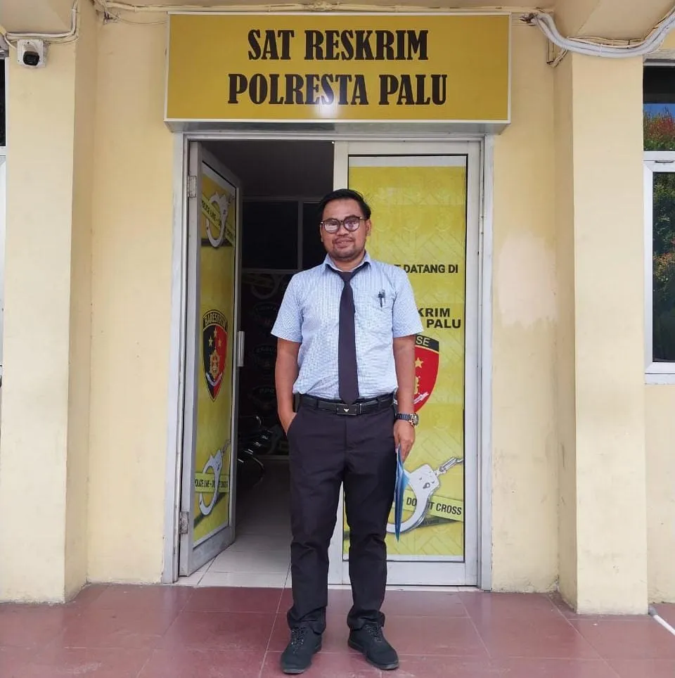 Diduga Tipu Warga Rp34,5 Juta, Oknum Mengaku Ketua Huntap Pombewe Dilaporkan ke Polresta Palu 1 Diduga Tipu Warga Rp34,5 Juta, Oknum Mengaku Ketua Huntap Pombewe Dilaporkan ke Polresta Palu