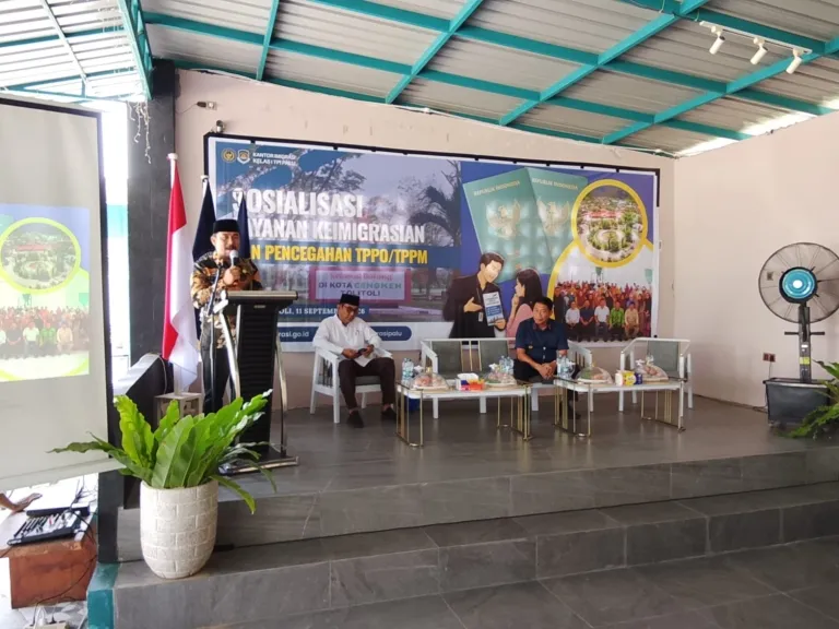 Cegah TPPO dan TPPM, Imigrasi Palu Gencar Sosialisasikan Layanan Keimigrasian ke Masyarakat