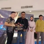 Kisah di Balik Mikrofon Berbuah Prestasi, Andrew Bawa BetaCaritaPalu Diakui sebagai Best Creator 2026